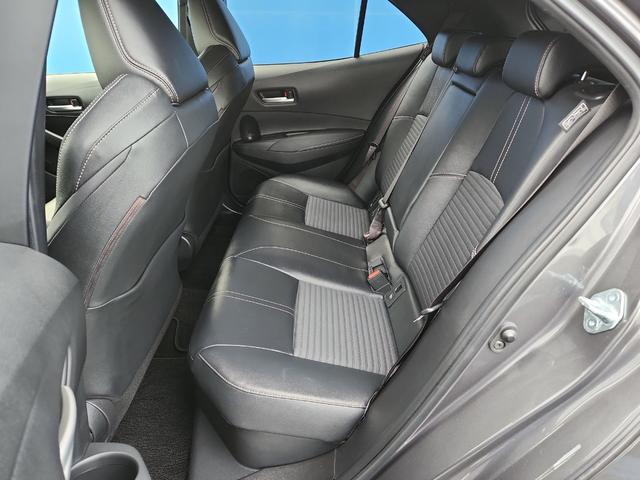 カローラスポーツ ハイブリッドG スタイルパッケージ ナビ バックカメラ Bluetooth クルコン ドライブレコーダー オートライトLED フォグランプ セーフティーセンス クリアランスソナー オートマチックハイビーム 純正アルミ(6枚目)