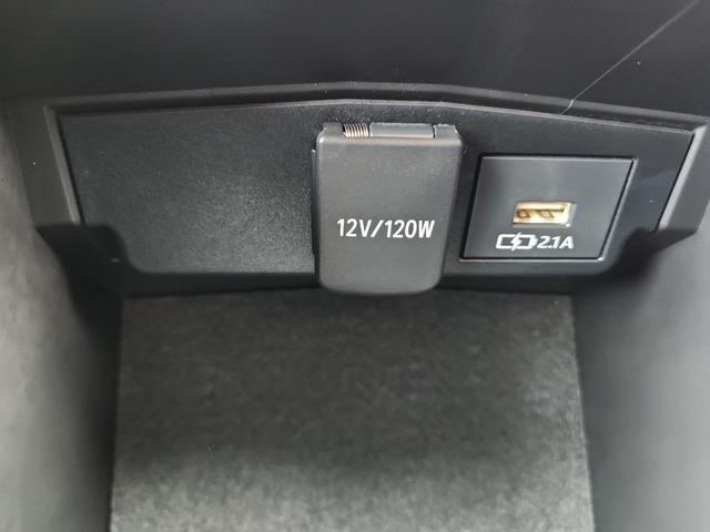 カローラスポーツ ハイブリッドG スタイルパッケージ ナビ バックカメラ Bluetooth クルコン ドライブレコーダー オートライトLED フォグランプ セーフティーセンス クリアランスソナー オートマチックハイビーム 純正アルミ(17枚目)