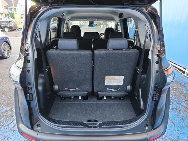 シエンタ G ナビ バックカメラ ワンセグ Bluetooth ETC 両側電動スライドドア シートヒーター オートライトLED 衝突抑制軽減ブレーキ 車線逸脱抑制システム アイドリングストップ 7人乗り(7枚目)