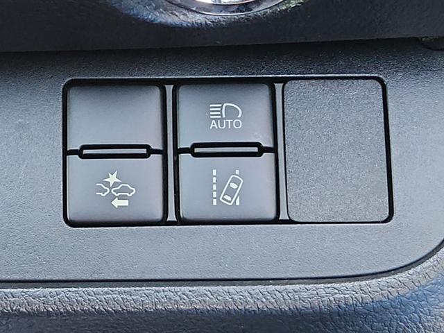 シエンタ G ナビ バックカメラ ワンセグ Bluetooth ETC 両側電動スライドドア シートヒーター オートライトLED 衝突抑制軽減ブレーキ 車線逸脱抑制システム アイドリングストップ 7人乗り(12枚目)