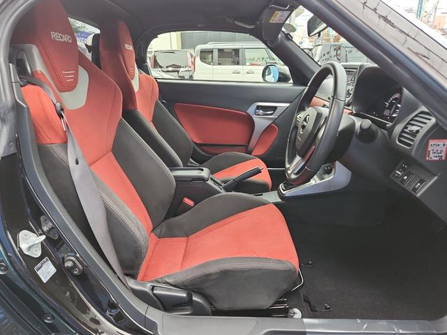 コペン セロ S オーディオ シートヒーター LEDヘッドライト 5速マニュアル 純正アルミ ワンオーナー スマートキー エアバッグ 二人乗り MOMOステ レカロシート ビルシュタインサスペンション(2枚目)