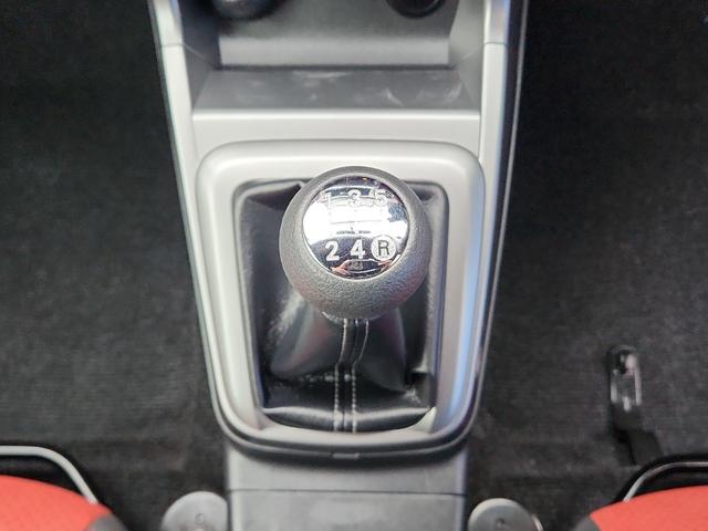 コペン セロ S オーディオ シートヒーター LEDヘッドライト 5速マニュアル 純正アルミ ワンオーナー スマートキー エアバッグ 二人乗り MOMOステ レカロシート ビルシュタインサスペンション(8枚目)