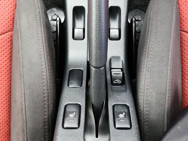 コペン セロ S オーディオ シートヒーター LEDヘッドライト 5速マニュアル 純正アルミ ワンオーナー スマートキー エアバッグ 二人乗り MOMOステ レカロシート ビルシュタインサスペンション(9枚目)