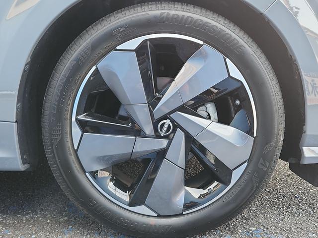 オーラ G レザーエディション ナビ 全周囲カメラ フルセグ Bluetooth プロパイロット搭載 ドラレコ ETC オートライトLED フォグ クリアランスソナー シートヒーター ステアリングヒーター 純正アルミ(25枚目)