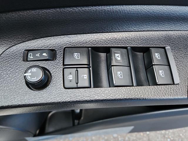 【電動格納ミラー】付きです！パワーウィンドウも動作チェックＯＫです！何でも気になることはお問合せ下さい！