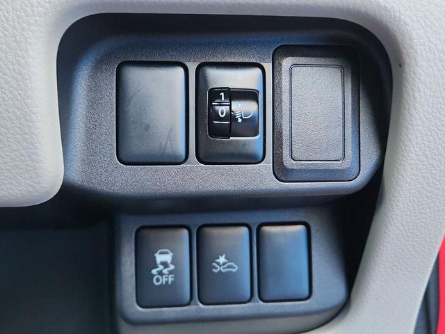 デイズ Ｊ　ナビ　バックモニター　フルセグ　ＤＶＤ再生　Ｂｌｕｅｔｏｏｔｈ　キーレス　電格ミラー　エマージェンシーブレーキ（12枚目）