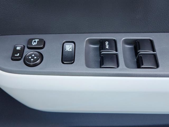 ハスラー Ｘターボ　ナビ　全周囲カメラ　フルセグ　ＤＶＤ再生　Ｂｌｕｅｔｏｏｔｈ　ドラレコ　ＥＴＣ　シートヒーター　オートライトＨＩＤ　フォグ　レーダーブレーキ　アイドリングストップ　純正アルミ　ターボ（14枚目）