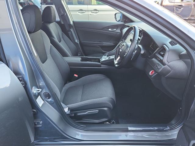 当社では自社保証・ＧＯＯ保証・メーカー保証の他に【格安当社専用有料保証】をご用意しております。『ライト』『スタンダード』『プラチナ』の３種類から選択いただけます。詳しくはお問い合わせください♪