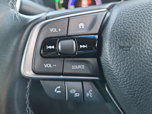 あると嬉しい♪【ナビ・フルセグＴＶ・ＤＶＤ再生・Ｂｌｕｅｔｏｏｔｈ対応】付♪これで遠出も安心です。納車後すぐの遠出もＯＫ！初めての道路もこれがあれば安心ですしドライブが楽しくなりますね♪