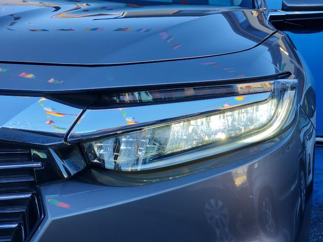 【ＬＥＤヘッドランプ】で明るくて安心！【オートライト】付きです！ヘッドライトの付け忘れもなく、暗くなったら自動点灯♪明るい時は自動消灯！トンネル通行時も楽々です♪