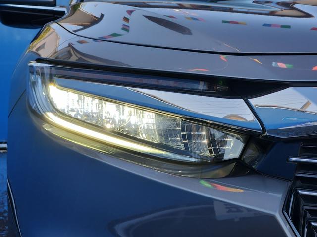 【ＬＥＤヘッドランプ】で明るくて安心！【オートライト】付きです！ヘッドライトの付け忘れもなく、暗くなったら自動点灯♪明るい時は自動消灯！トンネル通行時も楽々です♪