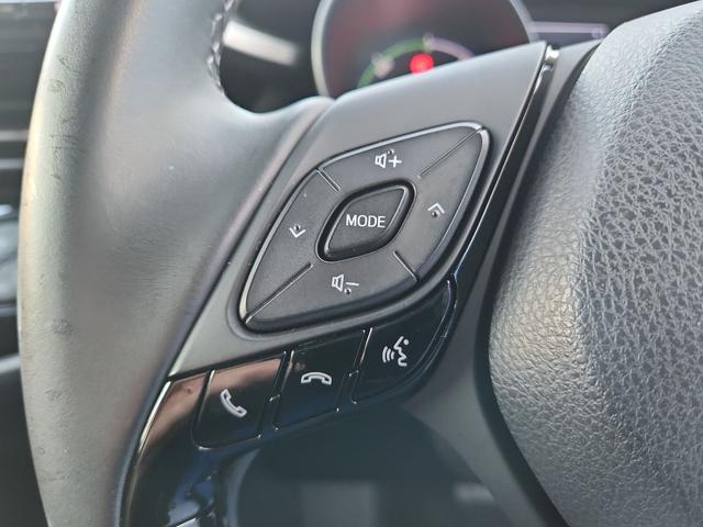 Ｃ－ＨＲ Ｇ　９インチナビ　バックカメラ　フルセグ　Ｂｌｕｅｔｏｏｔｈ　クルコン　ＥＴＣ　オートライトＬＥＤ　クリアランスソナー　セーフティーセンス　オートマチックハイビーム　シートヒーター　純正アルミ（17枚目）