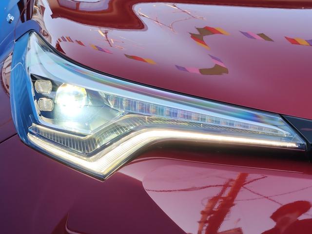 Ｃ－ＨＲ Ｇ　９インチナビ　バックカメラ　フルセグ　Ｂｌｕｅｔｏｏｔｈ　クルコン　ＥＴＣ　オートライトＬＥＤ　クリアランスソナー　セーフティーセンス　オートマチックハイビーム　シートヒーター　純正アルミ（26枚目）