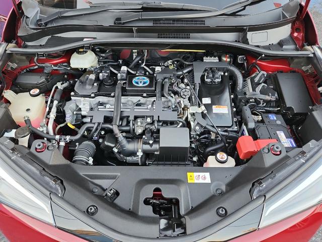 Ｃ－ＨＲ Ｇ　９インチナビ　バックカメラ　フルセグ　Ｂｌｕｅｔｏｏｔｈ　クルコン　ＥＴＣ　オートライトＬＥＤ　クリアランスソナー　セーフティーセンス　オートマチックハイビーム　シートヒーター　純正アルミ（29枚目）