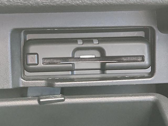 セレナ e-パワー XV 9インチナビ 全周囲カメラ フルセグ DVD再生 Bluetooth クルコン ETC Blu-ray再生 ドラレコ 両側パワスラ オートライト クリアランスソナー フリップダウンモニター 純正アルミ(13枚目)