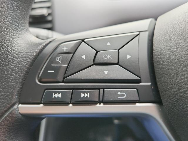 セレナ e-パワー XV 9インチナビ 全周囲カメラ フルセグ DVD再生 Bluetooth クルコン ETC Blu-ray再生 ドラレコ 両側パワスラ オートライト クリアランスソナー フリップダウンモニター 純正アルミ(14枚目)