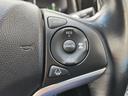 ハイブリッドＺ　ホンダセンシング　ナビ　バックカメラ　フルセグ　ＤＶＤ再生　Ｂｌｕｅｔｏｏｔｈ　クルコン　ＥＴＣ　ドラレコ　オートライトＬＥＤ　フォグランプ　純正アルミ　純正アルミ（16枚目）