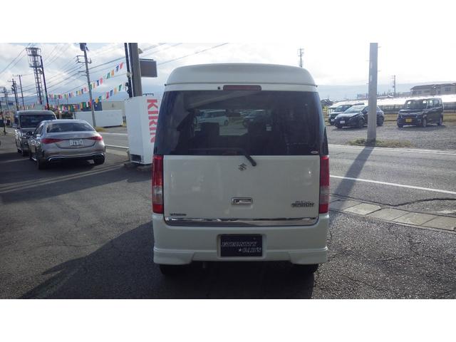エブリイワゴン ＰＺターボスペシャル　ハイルーフ　メッシュグリル　パールホワイト　両側パワースライドドアオートステップ　純正アルミ　キーレス　車検令和８年７月まで　オートエアコン　ターボ車（8枚目）