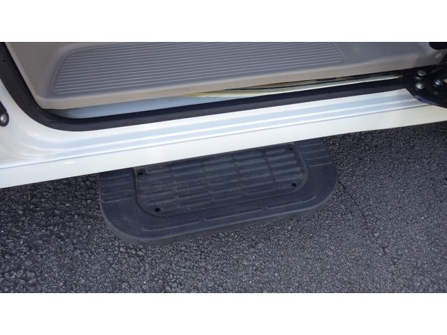 エブリイワゴン ＰＺターボスペシャル　ハイルーフ　メッシュグリル　パールホワイト　両側パワースライドドアオートステップ　純正アルミ　キーレス　車検令和８年７月まで　オートエアコン　ターボ車（56枚目）