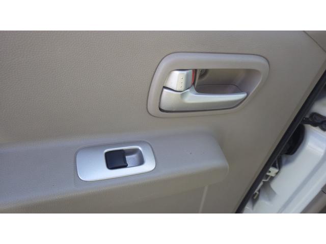 エブリイワゴン ＰＺターボスペシャル　ハイルーフ　メッシュグリル　パールホワイト　両側パワースライドドアオートステップ　純正アルミ　キーレス　車検令和８年７月まで　オートエアコン　ターボ車（62枚目）