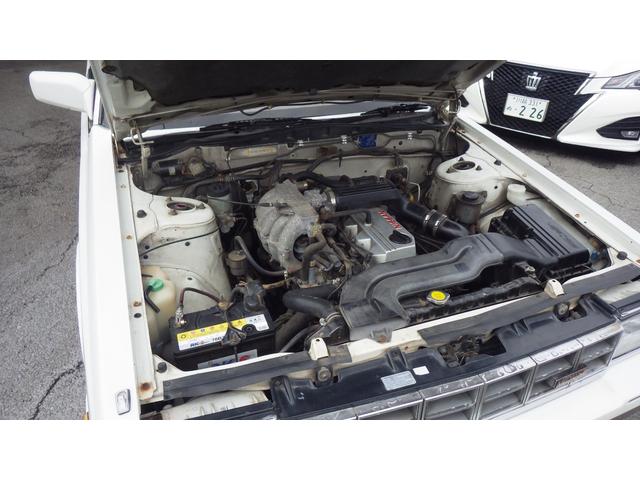 ローレル メダリスト　車検令和９年４月まで　レーシングメッシュ１５インチアルミ　フロントスポイラー　リアウイングスポイラー　走行５５４００ＫＭ　ローダウン　ピラーレスハードトップ　ＲＢ２０エンジン（74枚目）