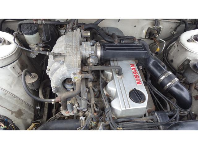 ローレル メダリスト　車検令和９年４月まで　レーシングメッシュ１５インチアルミ　フロントスポイラー　リアウイングスポイラー　走行５５４００ＫＭ　ローダウン　ピラーレスハードトップ　ＲＢ２０エンジン（76枚目）