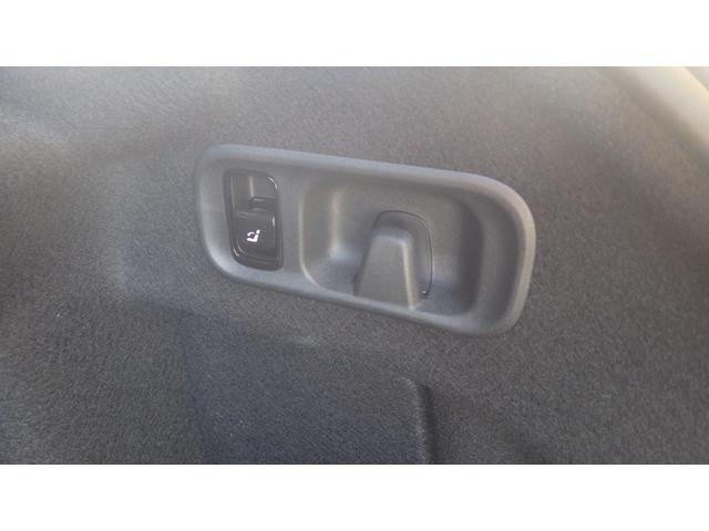 Cクラス C220dアバンギャルド AMGラインパッケージ レザーエクスクルーシブパッケージ ブラウンブラックレザーシート 純正ナビ地デジTV 360°カメラ ヘッドアップディスプレイシートヒーターベンチレーター パワートランク マルチカラーアンビエントライト(54枚目)