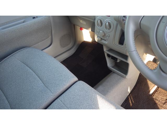 アルトラパン Ｓ　純正ディスチャージヘッドライト　禁煙車　ケンウッドＳＤナビ地デジフルセグＴＶ　ブルートゥース　ＤＶＤ再生　スマートキー＆プッシュスタート　シートヒーター　　純正ドアバイザー　アイドリングストップ（33枚目）