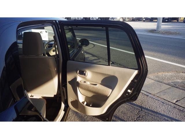 アルトラパン Ｓ　純正ディスチャージヘッドライト　禁煙車　ケンウッドＳＤナビ地デジフルセグＴＶ　ブルートゥース　ＤＶＤ再生　スマートキー＆プッシュスタート　シートヒーター　　純正ドアバイザー　アイドリングストップ（35枚目）