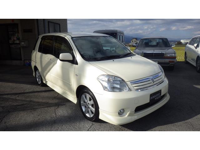 ラウム Ｇパッケージ　純正エアロパーツ　純正アルミ　ＬＥＤヘッドライト　禁煙車　純正ナビ地デジフルセグＴＶ　パワースライドドア　スマートドアロック　プラズマクラスター　ピラーレス　ＥＴＣ　フォグランプ　ドアバイザー（4枚目）