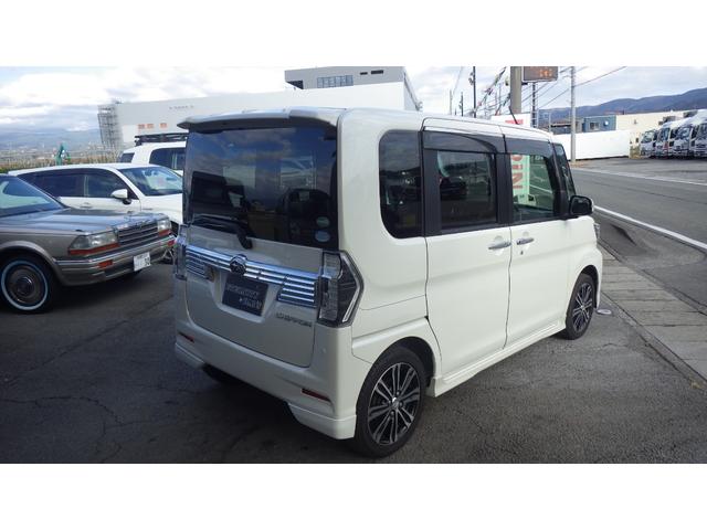 シフォン カスタムＲＳ　リミテッド　スマートアシスト　車検令和１０年１月　禁煙車　純正８インチナビ地デジフルセグＴＶ　ＨＤＭＩ　バックカメラ　スマートアシスト　スマートキーＸ２　両側ワンタッチパワースライドドア　シートヒーター　ＥＴＣ　クリアランスソナー（7枚目）