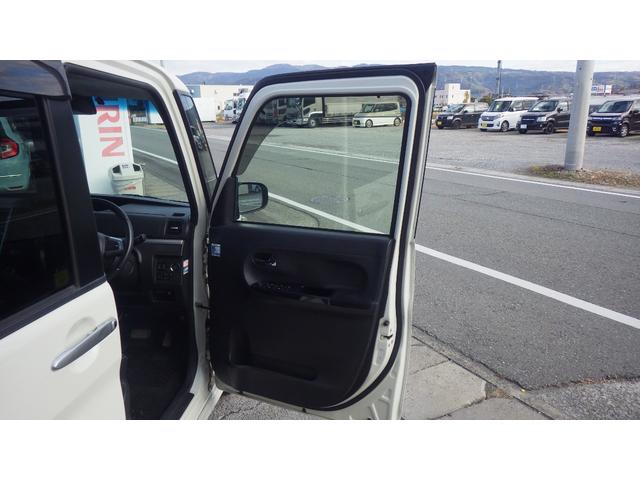 シフォン カスタムＲＳ　リミテッド　スマートアシスト　車検令和１０年１月　禁煙車　純正８インチナビ地デジフルセグＴＶ　ＨＤＭＩ　バックカメラ　スマートアシスト　スマートキーＸ２　両側ワンタッチパワースライドドア　シートヒーター　ＥＴＣ　クリアランスソナー（12枚目）