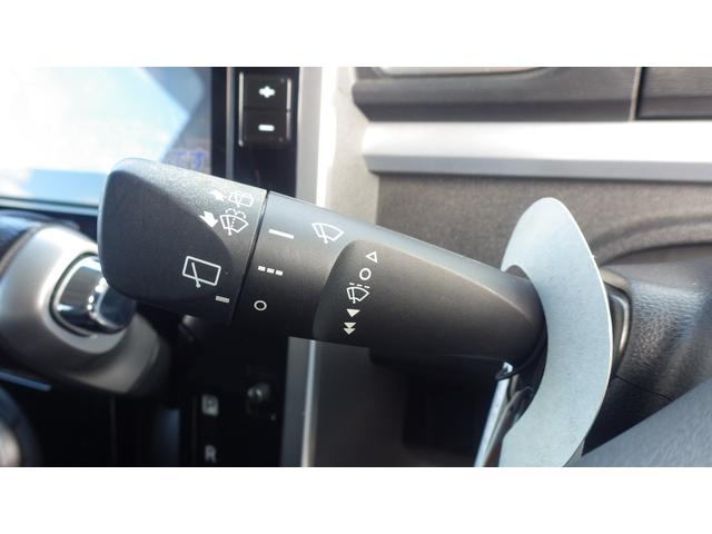 シフォン カスタムＲＳ　リミテッド　スマートアシスト　車検令和１０年１月　禁煙車　純正８インチナビ地デジフルセグＴＶ　ＨＤＭＩ　バックカメラ　スマートアシスト　スマートキーＸ２　両側ワンタッチパワースライドドア　シートヒーター　ＥＴＣ　クリアランスソナー（23枚目）