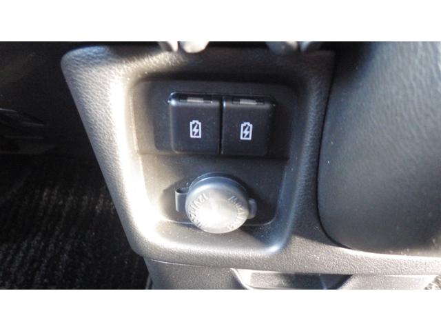 ソリオバンディット ハイブリッドＭＶ　ワンオーナー　全方位カメラ　１０インチナビ地デジフルセグＴＶ　デュアルカメラブレーキサポート　両側ワンタッチパワースライドドア　ナビ連携ドライブレコーダ　シートヒーター　ビルトインＥＴＣ　スマートキー（18枚目）