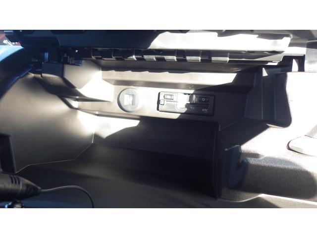 ソリオバンディット ハイブリッドＭＶ　ワンオーナー　全方位カメラ　１０インチナビ地デジフルセグＴＶ　デュアルカメラブレーキサポート　両側ワンタッチパワースライドドア　ナビ連携ドライブレコーダ　シートヒーター　ビルトインＥＴＣ　スマートキー（27枚目）