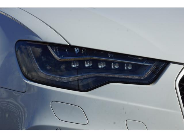 ＲＳ６アバント ベースグレード　オプションカーボンディスクブレーキ・パノラマルーフ・Ｖ８・４Ｌツインターボ・ワンオーナー（3枚目）