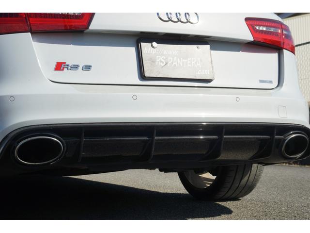 ＲＳ６アバント ベースグレード　オプションカーボンディスクブレーキ・パノラマルーフ・Ｖ８・４Ｌツインターボ・ワンオーナー（6枚目）