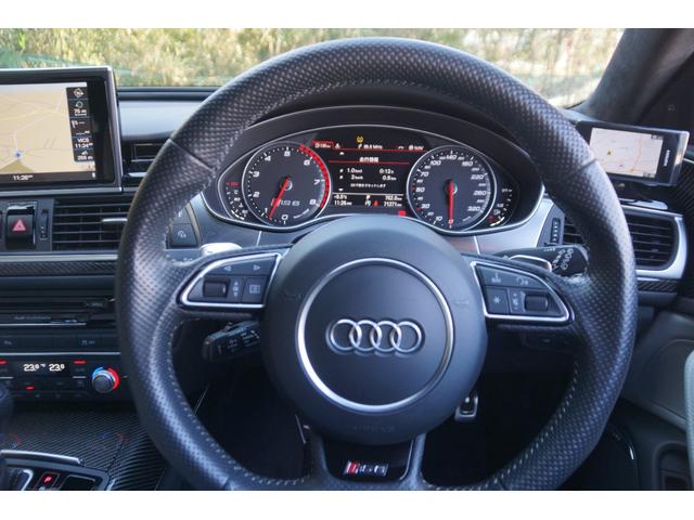 ＲＳ６アバント ベースグレード　オプションカーボンディスクブレーキ・パノラマルーフ・Ｖ８・４Ｌツインターボ・ワンオーナー（17枚目）