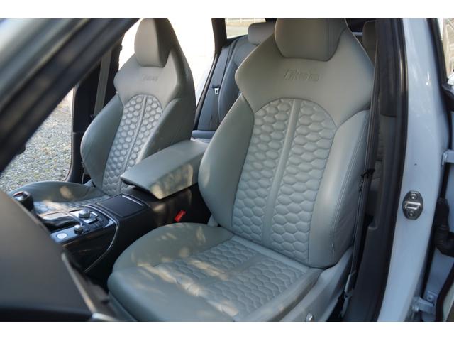 ＲＳ６アバント ベースグレード　オプションカーボンディスクブレーキ・パノラマルーフ・Ｖ８・４Ｌツインターボ・ワンオーナー（24枚目）