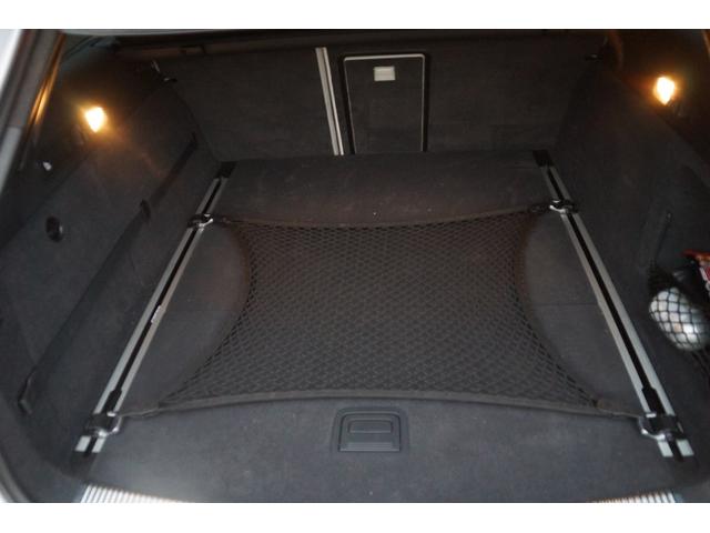 ＲＳ６アバント ベースグレード　オプションカーボンディスクブレーキ・パノラマルーフ・Ｖ８・４Ｌツインターボ・ワンオーナー（29枚目）