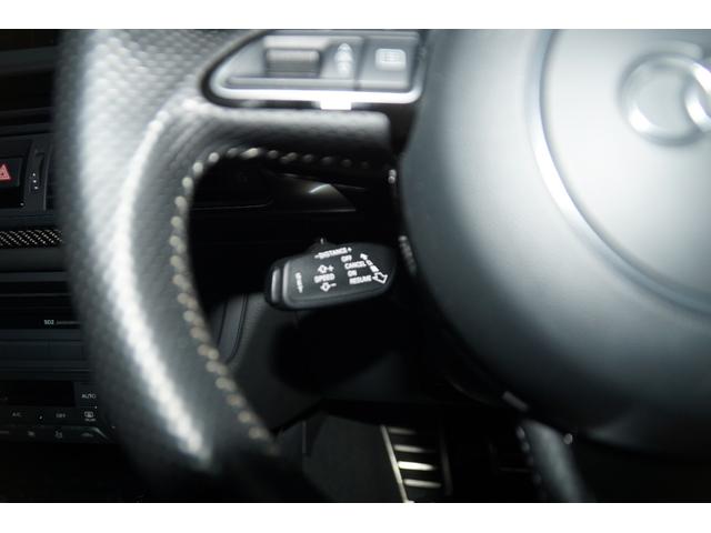 ＲＳ６アバント ベースグレード　オプションカーボンディスクブレーキ・パノラマルーフ・Ｖ８・４Ｌツインターボ・ワンオーナー（31枚目）