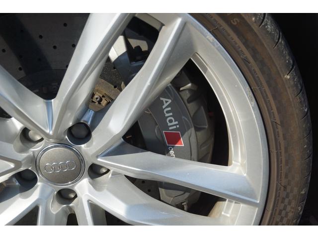 ＲＳ６アバント ベースグレード　オプションカーボンディスクブレーキ・パノラマルーフ・Ｖ８・４Ｌツインターボ・ワンオーナー（35枚目）