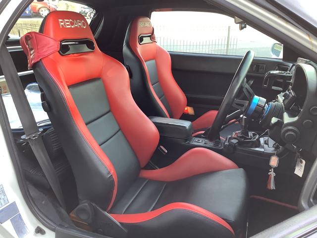 サバンナＲＸ－７ ＧＴ－Ｘ　自社マフラー／５ＭＴ／ＲＡＹＳ１８インチホイール／ＲＥＣＡＲＯシート／Ｄｅｆｉ追加メーター／オールペン／ハイフロウターボ／パワーＦＣ／カロッツェリアナビ、スピーカー／ＨＫＳＥＶＣ／ＫＯＹＯラジ（14枚目）