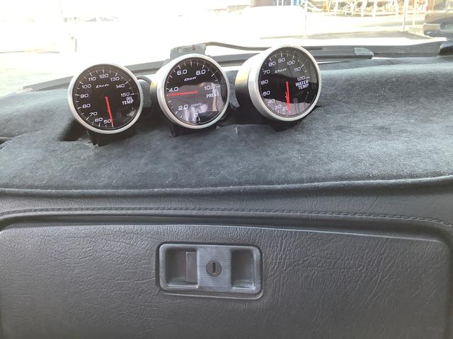 サバンナＲＸ－７ ＧＴ－Ｘ　自社マフラー／５ＭＴ／ＲＡＹＳ１８インチホイール／ＲＥＣＡＲＯシート／Ｄｅｆｉ追加メーター／オールペン／ハイフロウターボ／パワーＦＣ／カロッツェリアナビ、スピーカー／ＨＫＳＥＶＣ／ＫＯＹＯラジ（21枚目）