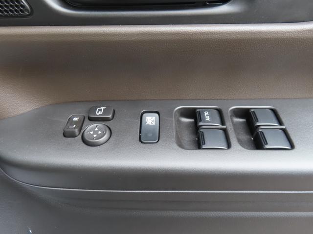 スペーシア ＨＹＢＲＩＤ　Ｘ　オートライト　Ｂｌｕｅｔｏｏｔｈ　スライドドア　純正ナビ　プッシュスタート　シートヒーター　オートエアコン　スズキセーフティーサポート　アイドリングストップ（25枚目）