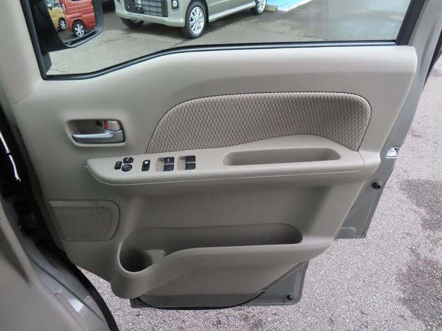 エブリイワゴン ＰＺターボ　スペシャル　標準ルーフ　６型　オートライト　Ｂｌｕｅｔｏｏｔｈ　スライドドア　プッシュスタート　オートエアコン　シートヒーター　スズキセーフティーサポート　アイドリングストップ　盗難防止システム（22枚目）