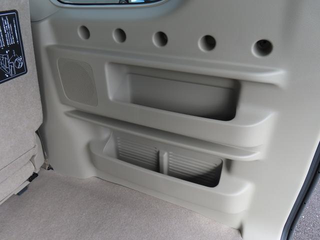 エブリイワゴン ＰＺターボ　スペシャル　標準ルーフ　６型　オートライト　Ｂｌｕｅｔｏｏｔｈ　スライドドア　プッシュスタート　オートエアコン　シートヒーター　スズキセーフティーサポート　アイドリングストップ　盗難防止システム（41枚目）