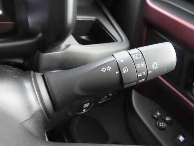 スペーシアカスタム カスタム　ＨＹＢＲＩＤ　ＸＳ　オートライト　Ｂｌｕｅｔｏｏｔｈ　スライドドア　純正ナビ　プッシュスタート　シートヒーター　オートエアコン　スズキセーフティーサポート　アイドリングストップ　盗難防止システム（19枚目）