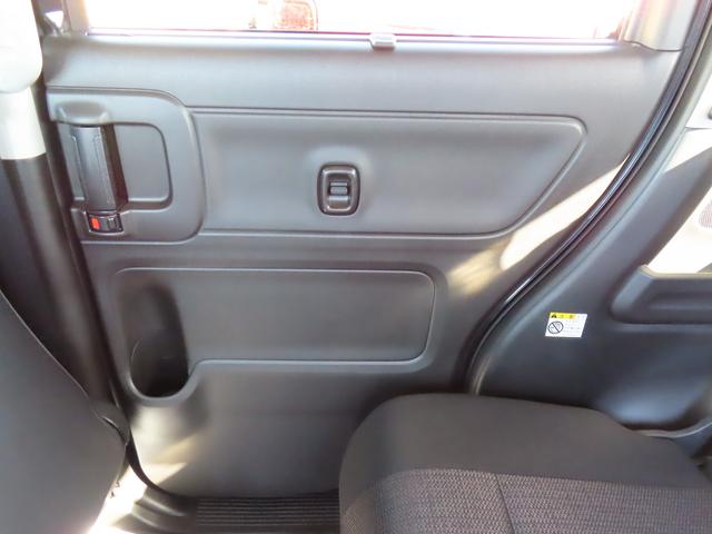 スペーシアカスタム カスタム　ＨＹＢＲＩＤ　ＧＳ　オートライト　Ｂｌｕｅｔｏｏｔｈ　スライドドア　純正ナビ　プッシュスタート　シートヒーター　オートエアコン　スズキセーフティーサポート　アイドリングストップ　盗難防止システム（41枚目）