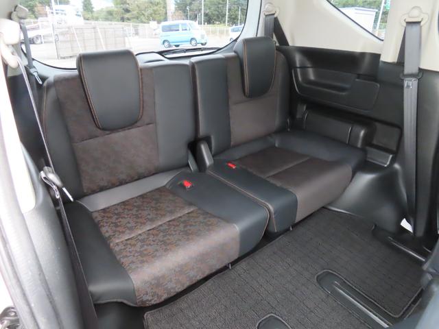 フリード クロスター・ホンダセンシング　両ＰＳＤ　ＵＳＢポート　禁煙　地デジ　エアバック　Ｉストップ　ＶＳＡ　リヤカメラ　整備記録簿　ＤＶＤ再生　ウォークスルー　イモビライザー　ワンオーナー　キーフリー　ＡＡＣ（13枚目）